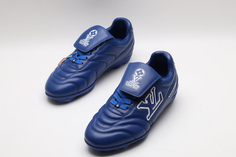 Baskets de football LVE bleu marine (précommande)