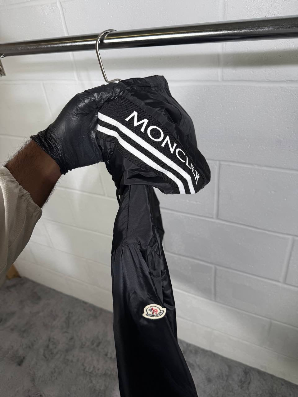 MNCLR WINDBREAKER