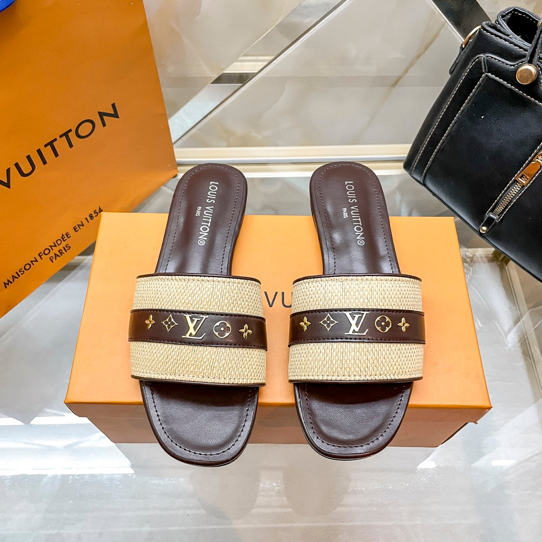 LVE SLIDERS FEMME (précommande)