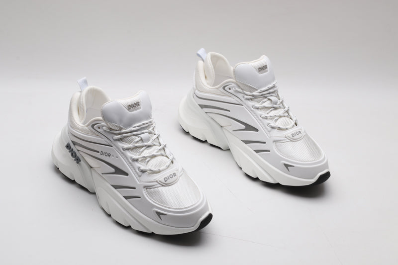 B44 WHITE (pre-order)