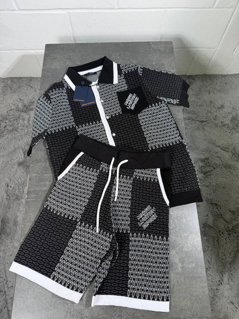 ENSEMBLE LVE NOIR