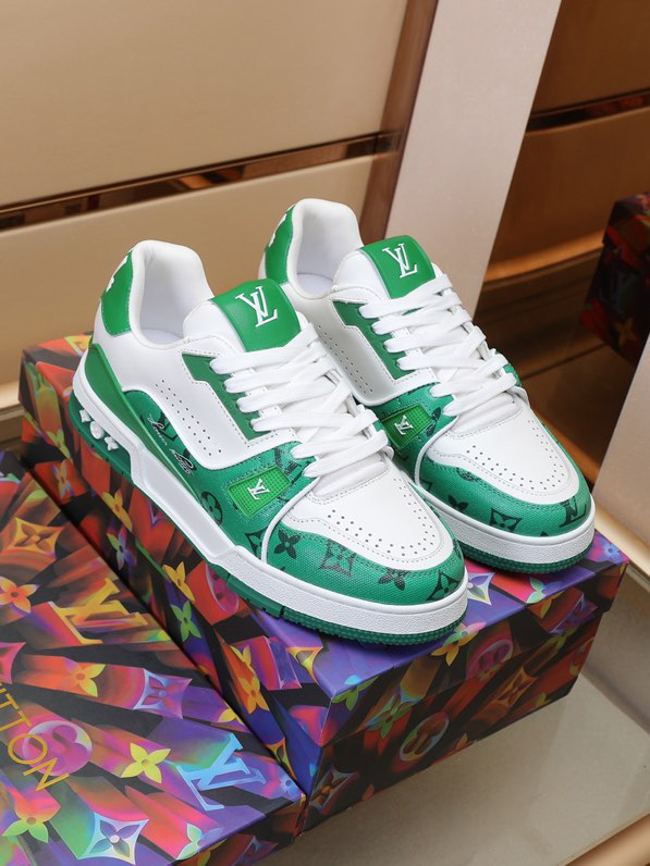 LVE GREEN & WHITE (pre-order)