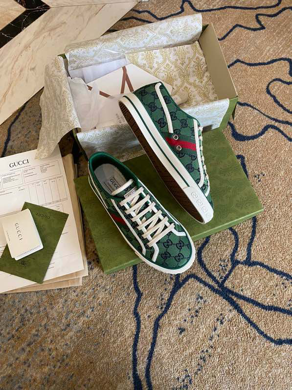 UCCI SNEAKER (pre-order)