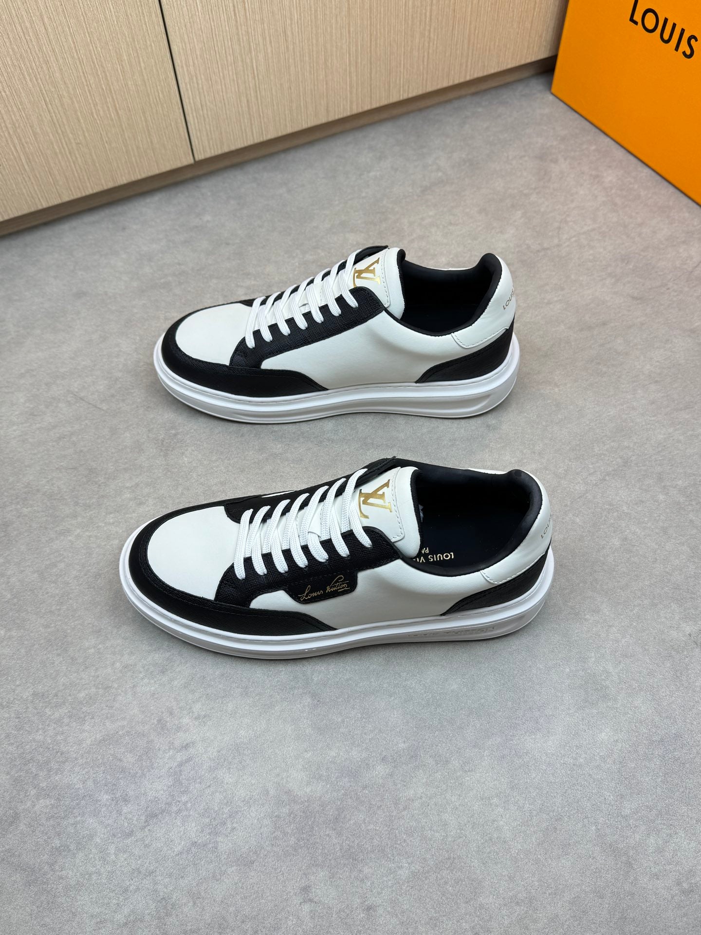LVE CLASSIC (pre-order)