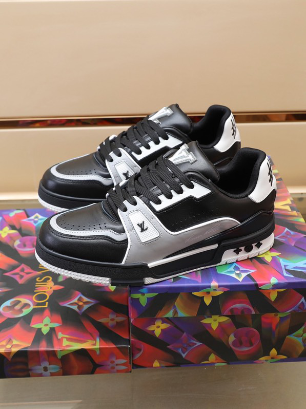 LVE BLACK & GREY (pre-order)