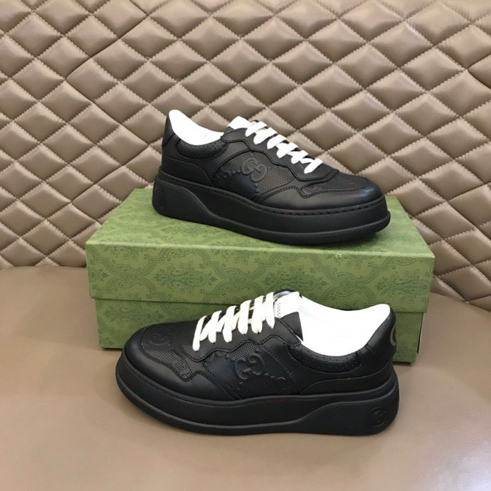 UCCI SNEAKER (pre-order)