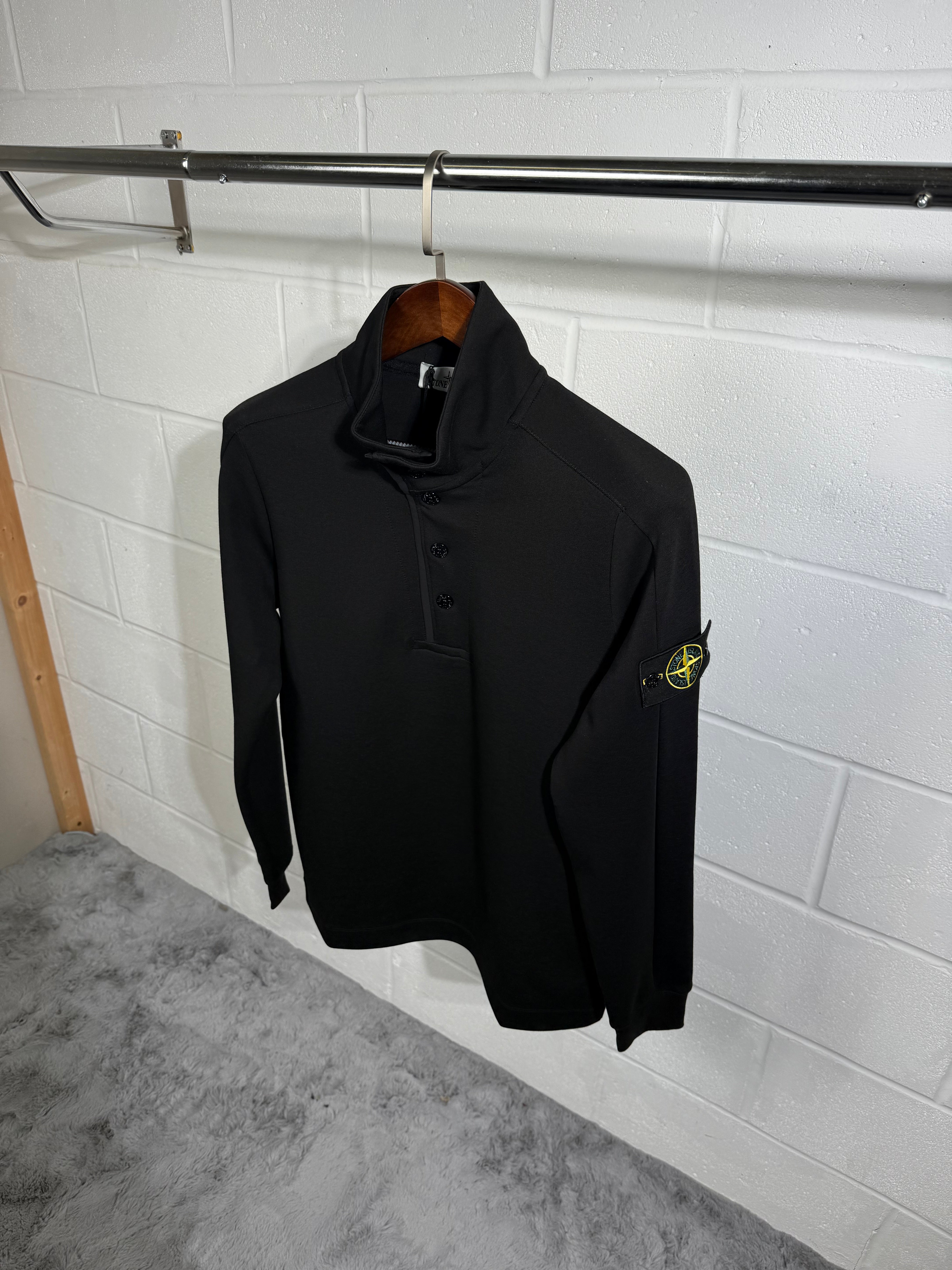 SI button sweater black