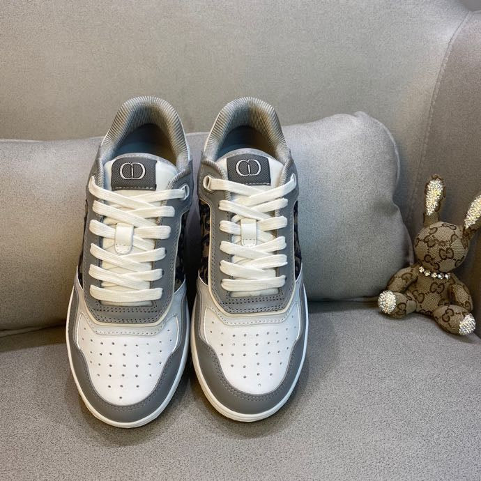 IOR SNEAKERS (pre-order)
