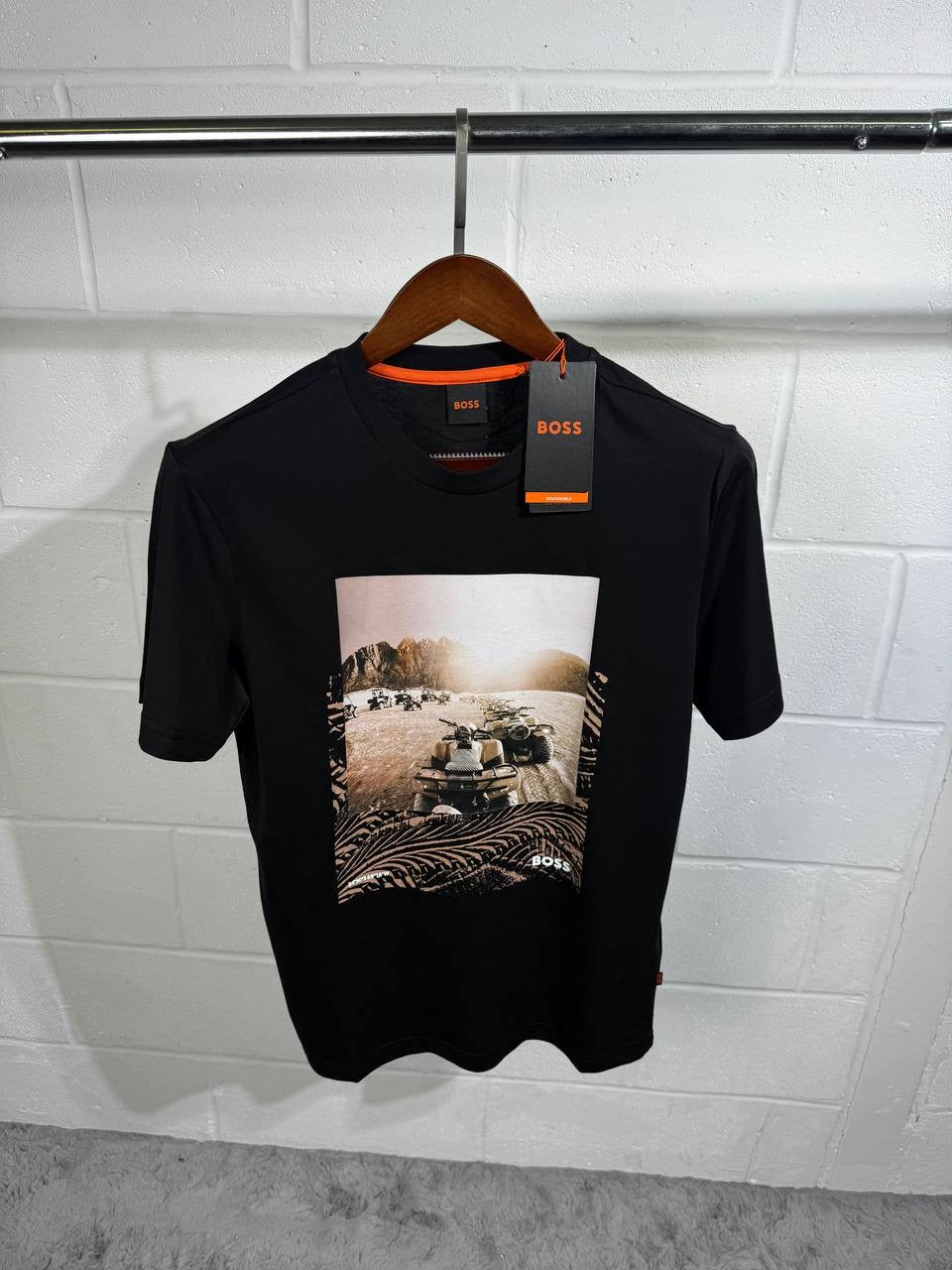 HUGO TEE BLACK