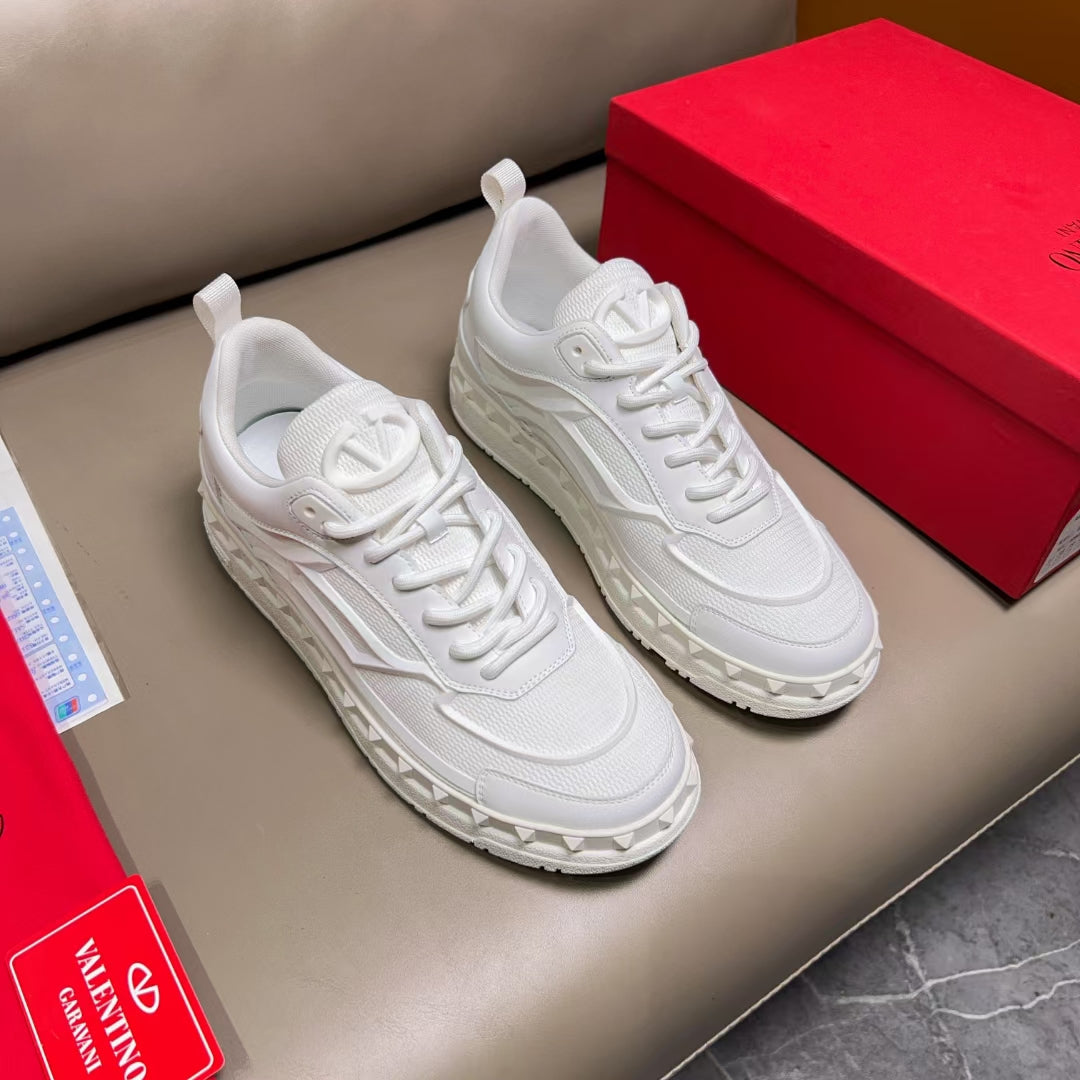 VLT SNEAKERS (pre-order)