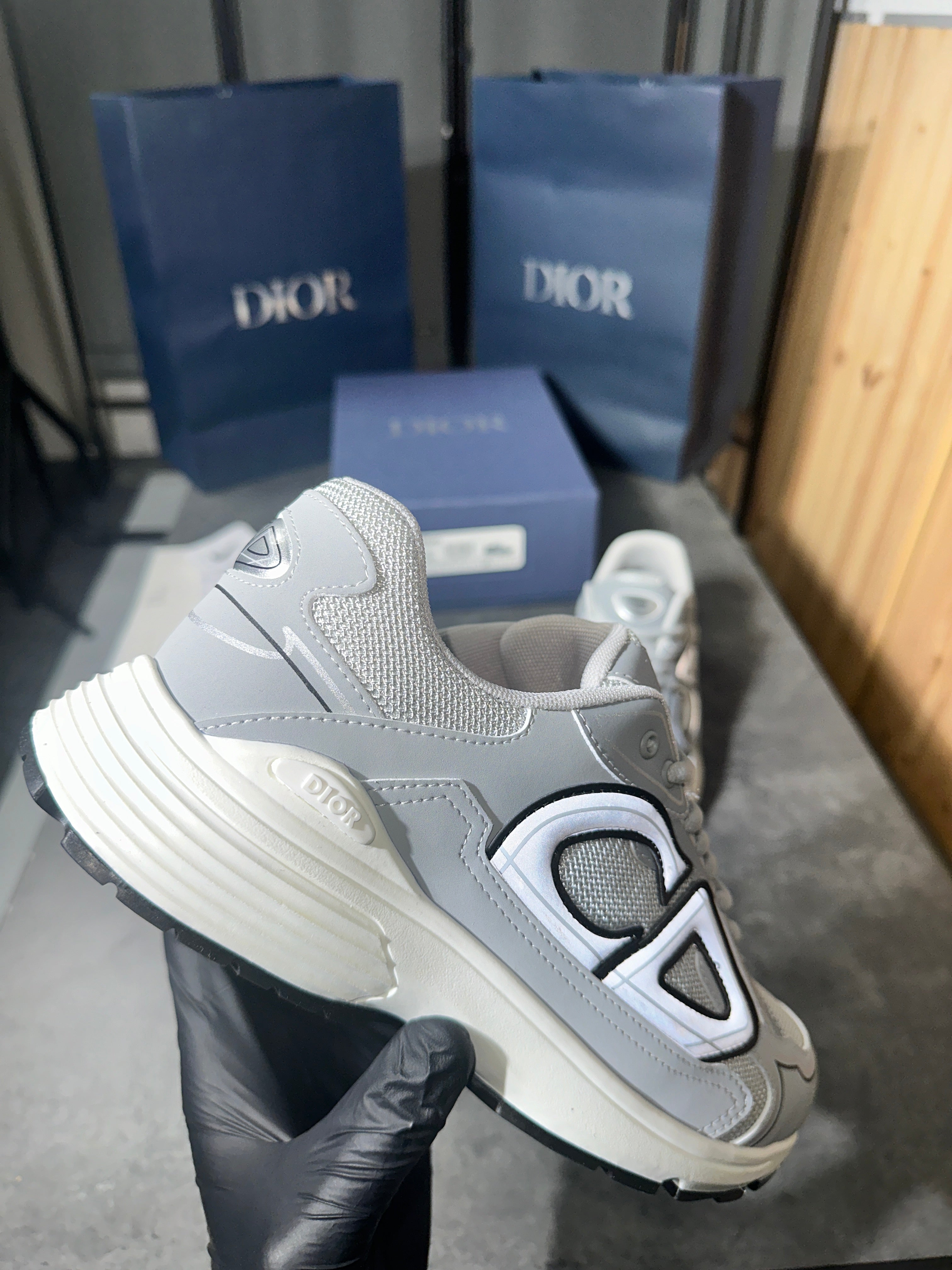 (pre-order)IOR - b30 grey and white