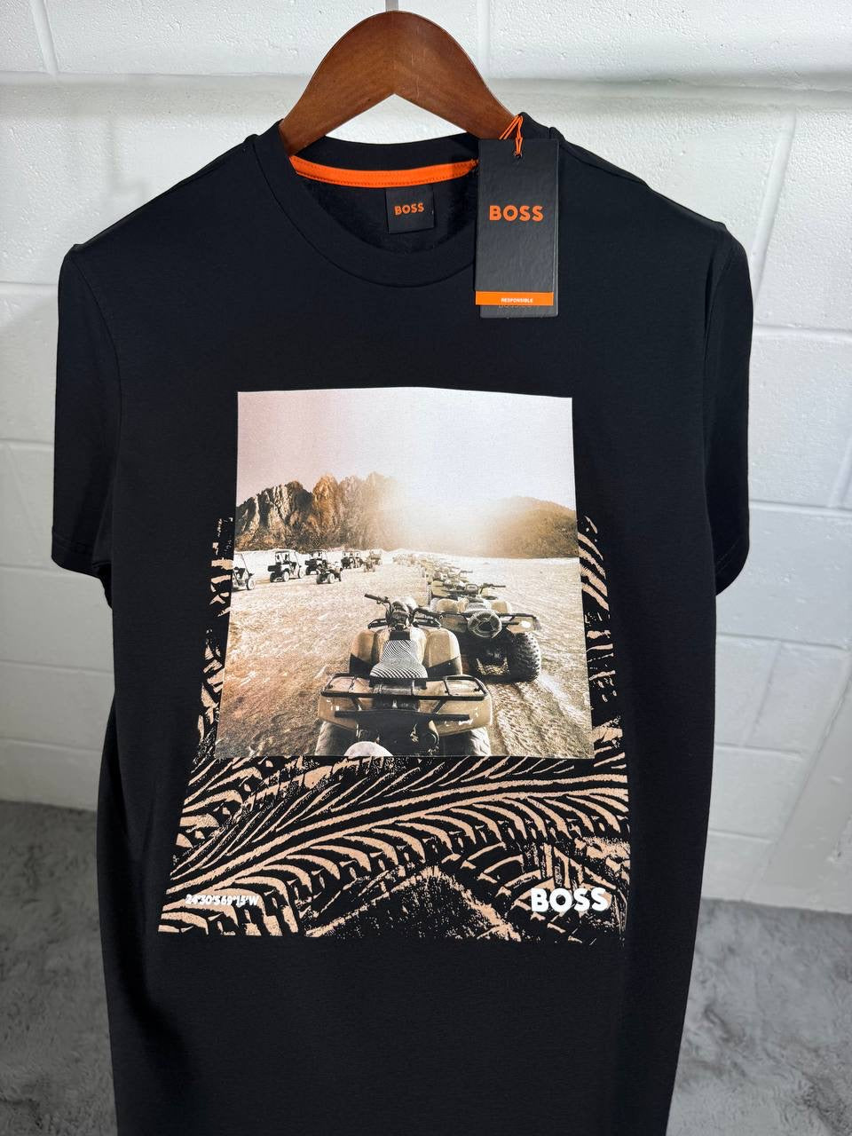 HUGO TEE BLACK
