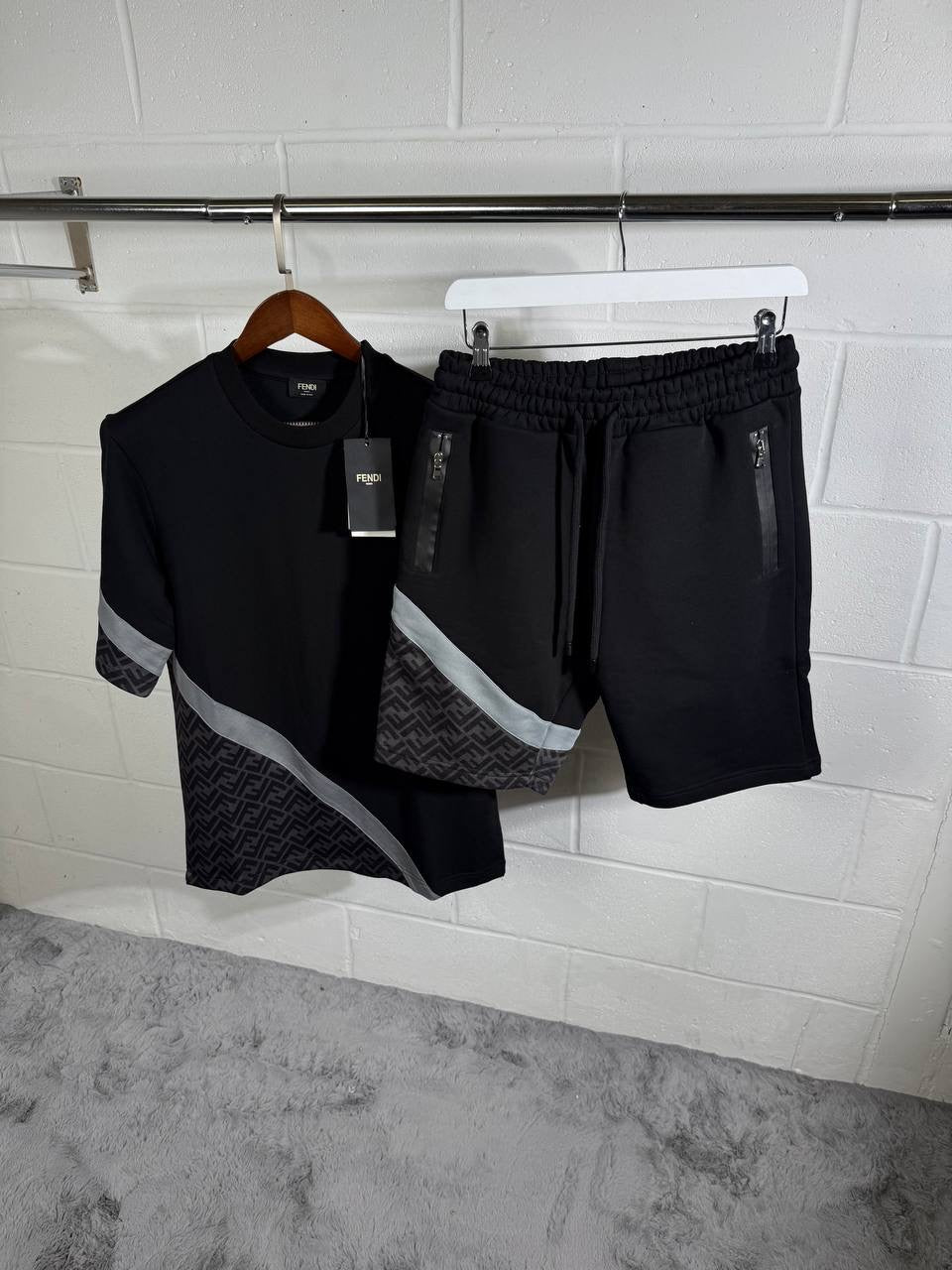 FND LOGO SET BLACK