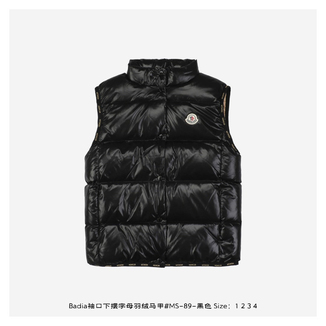 MNCLR BODYWARMER (pre-order)