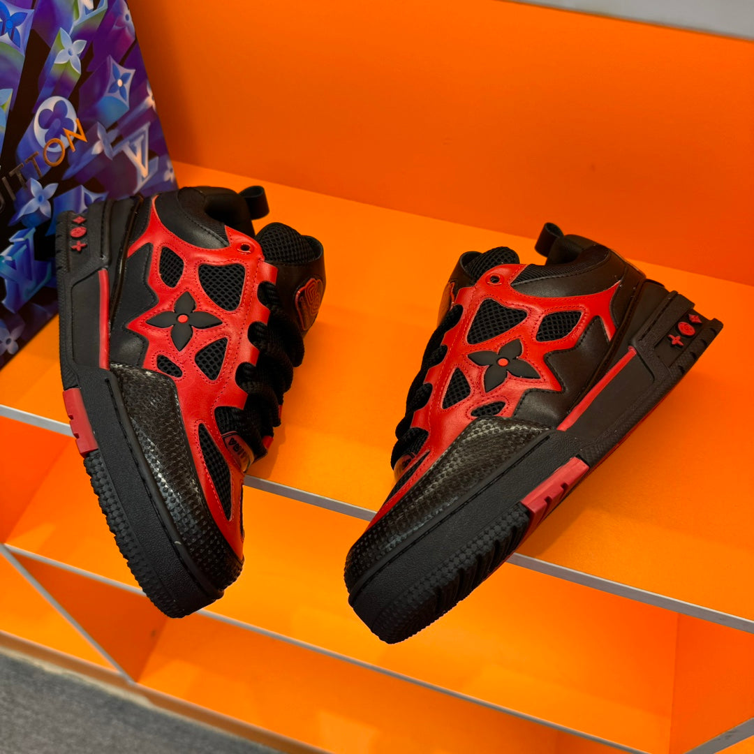LVE SKATES RED/BLACK (pre-order)