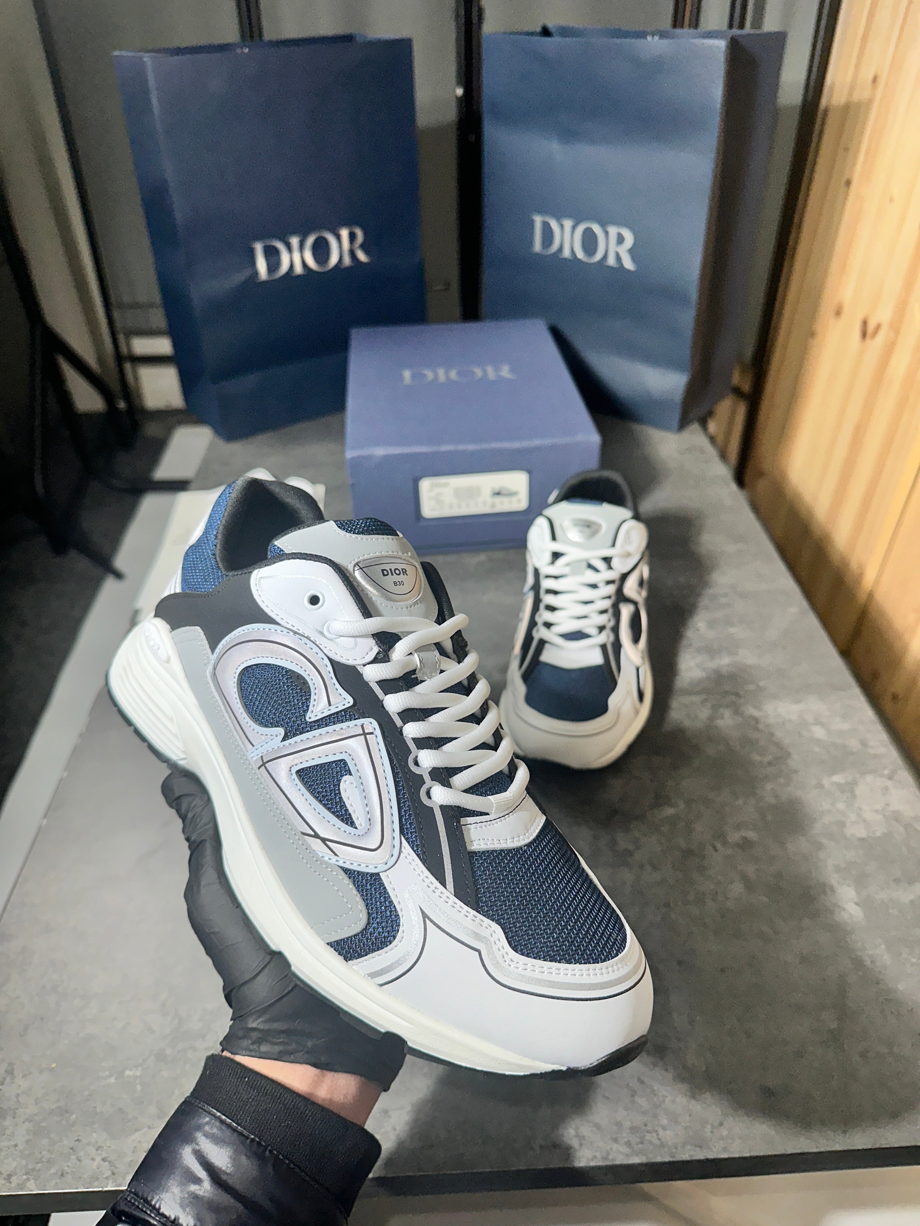 (pre-order)IOR - b30 navy and white