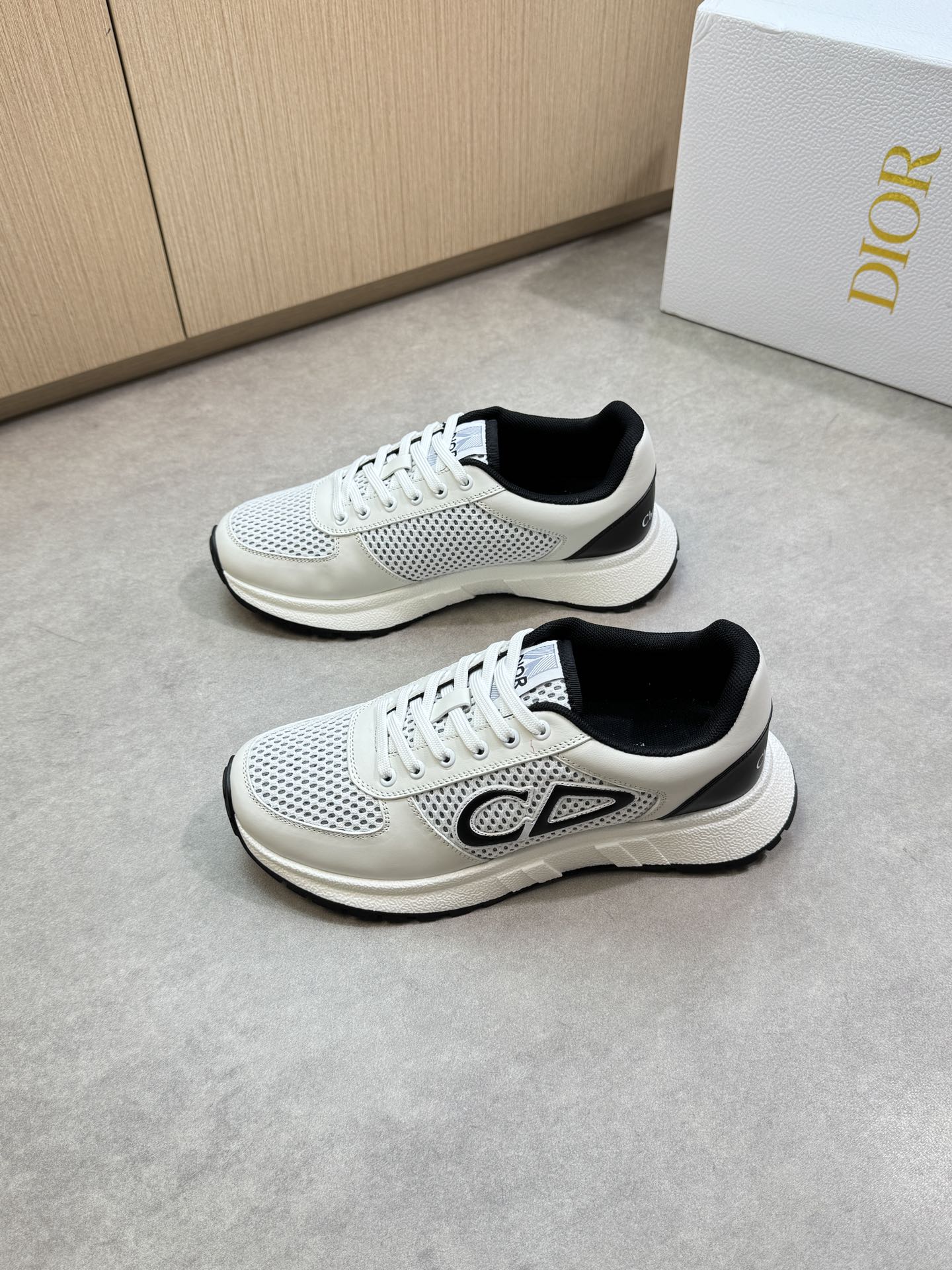 CD TRAINERS (pre-order)