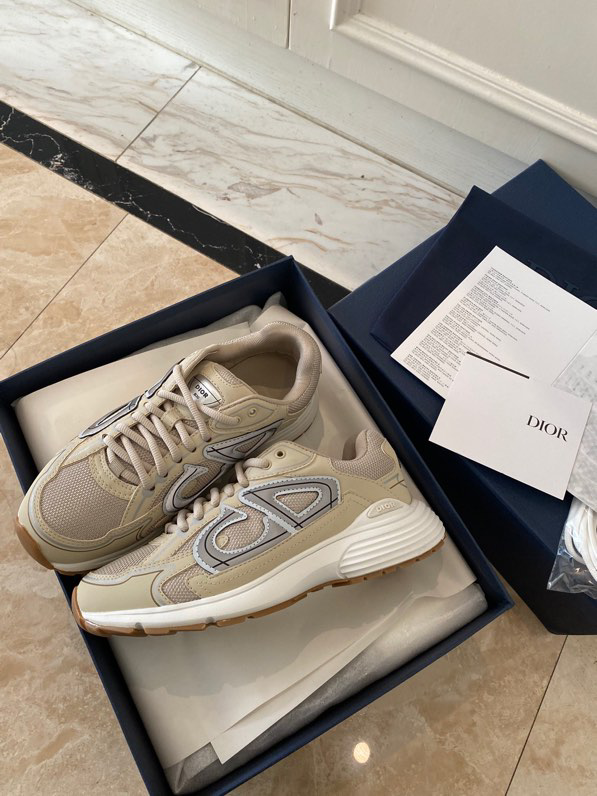 B30 BEIGE (pre-order)