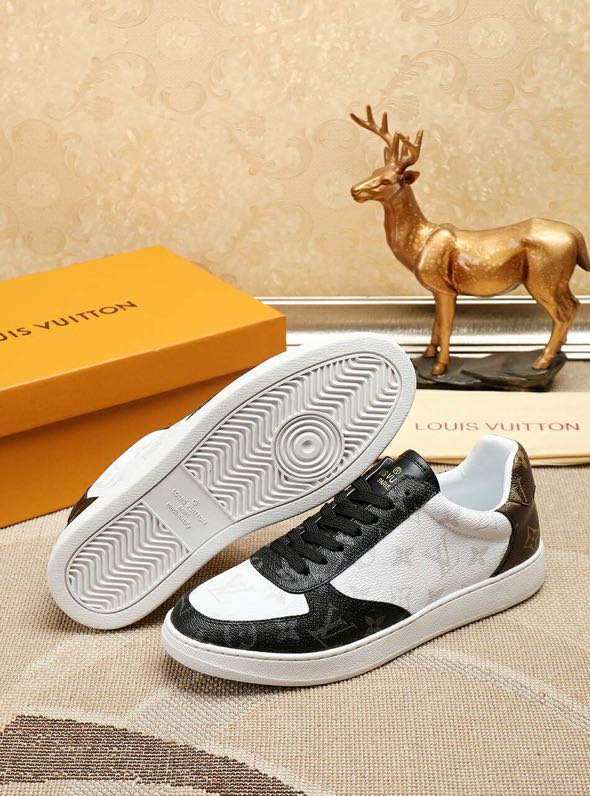 LVE SNEAKERS (pre-order)
