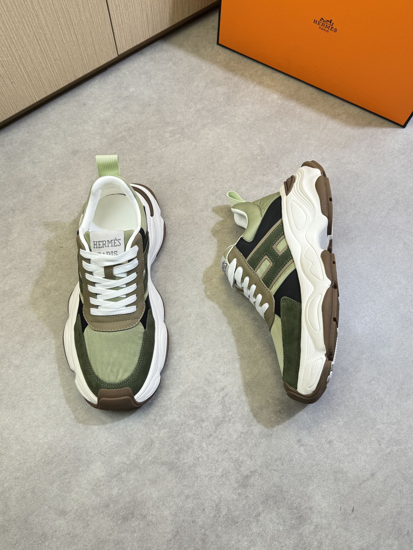 HRM TRAINERS (pre-order)