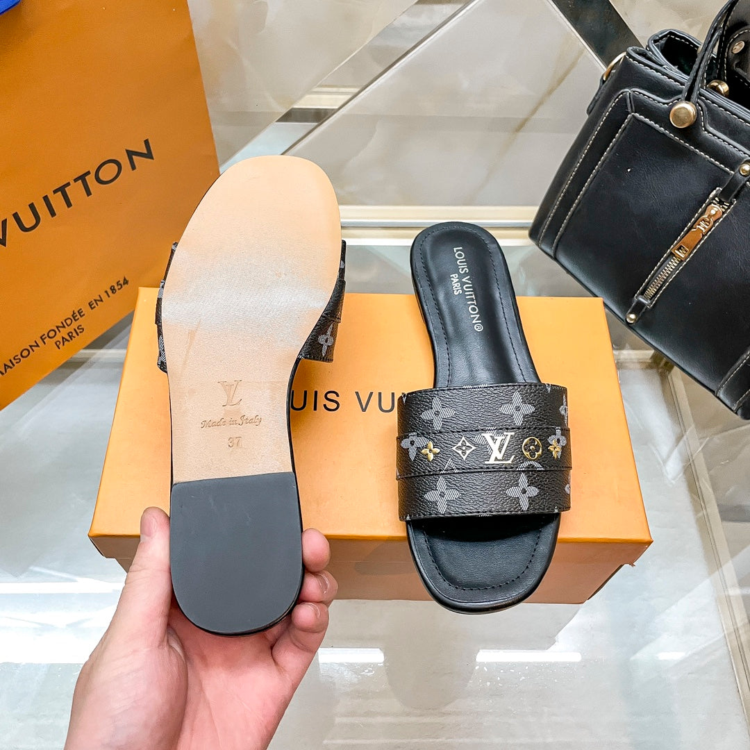 LVE SLIDERS FEMME (précommande)