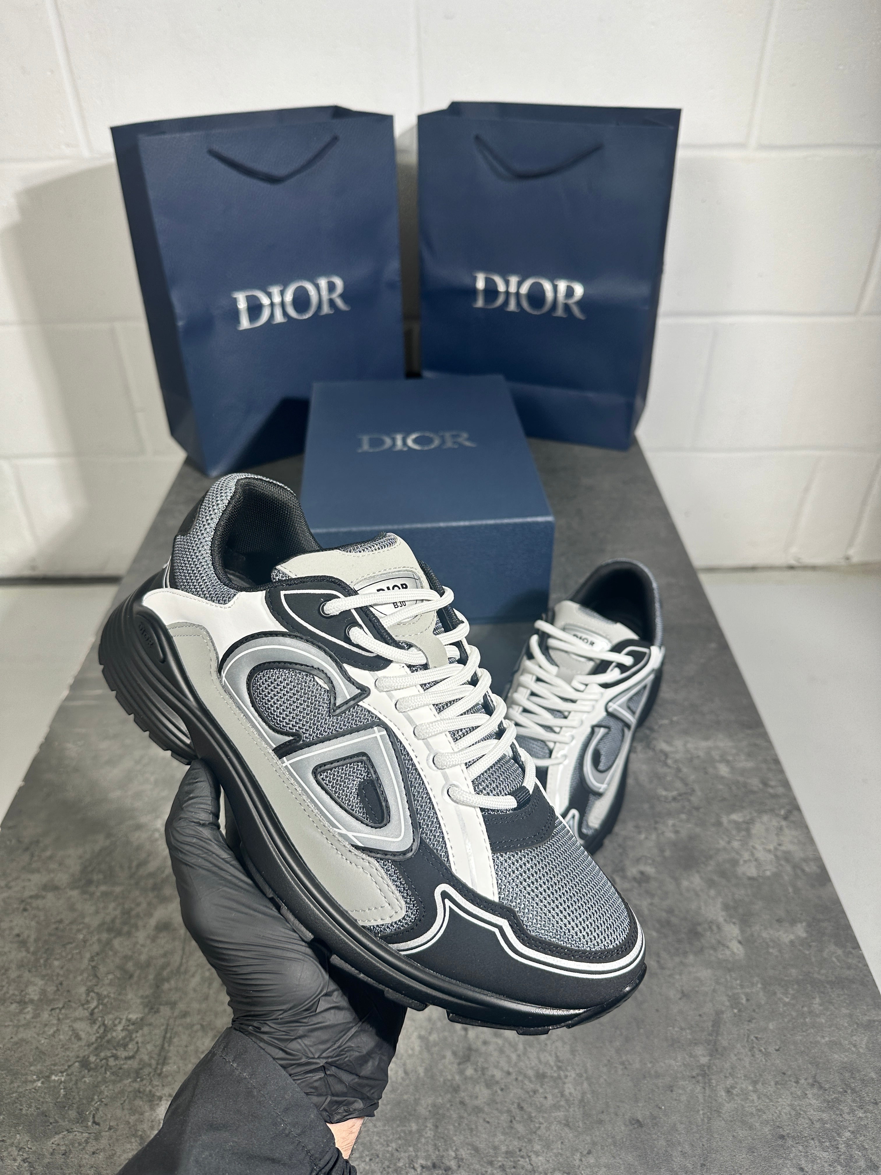 (pre-order)IOR b30 - grey n black