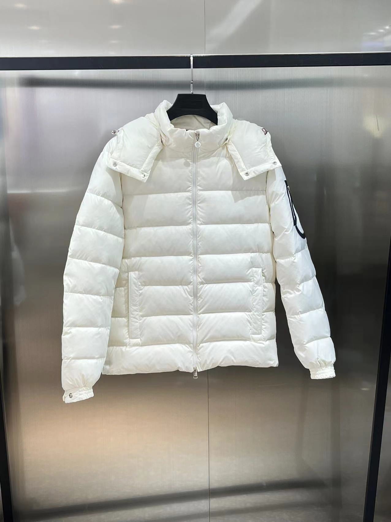 MNCLR PUFFER (pre-order)